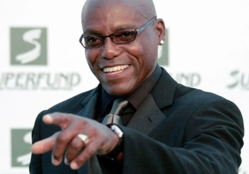 vđv điền kinh Carl Lewis