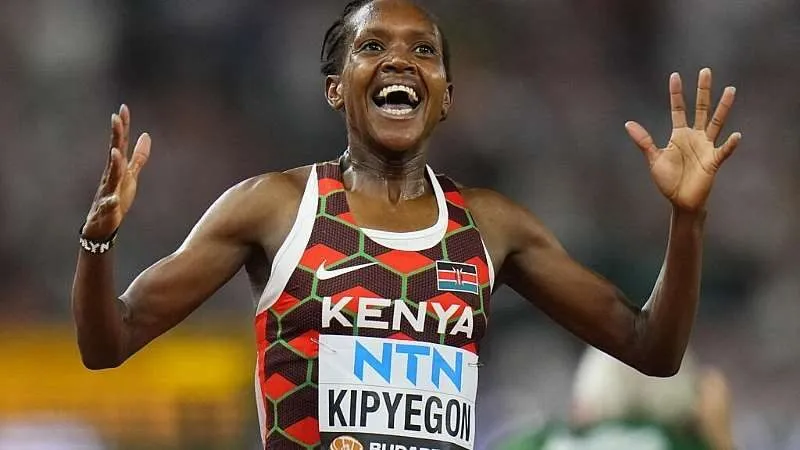 Faith Kipyegon trên đường dài Marathon