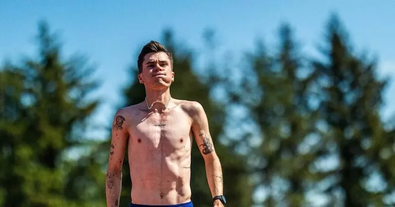 Jakob Ingebrigtsen tập luyện để trở lại thi đấu