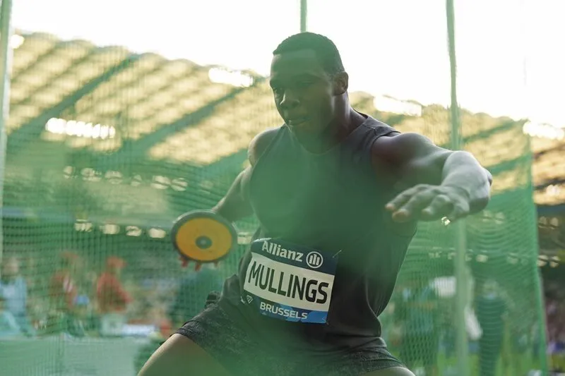Ralford Mullings lần đầu vô địch Diamond League với cú ném 69.66m.