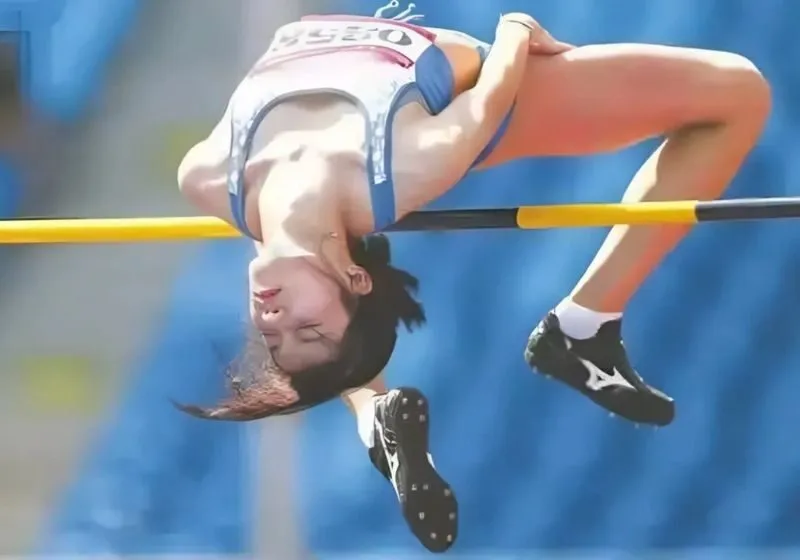 các kiểu nhảy cao