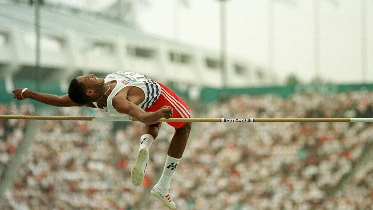 người nhảy cao nhất thế giới